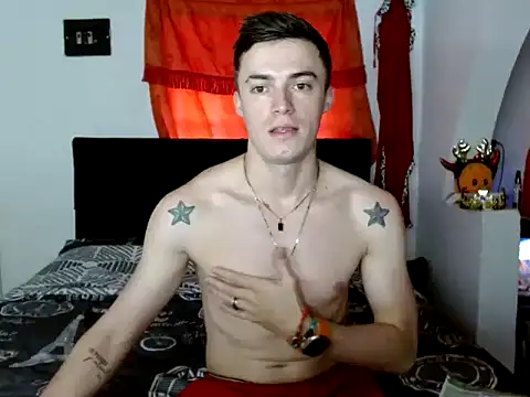 Snapshot of Ken_bigcock77 chatting on October 10, 5:23 pm Ken bigcock77 online show from October 10, 5:23 pm