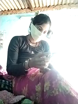 Hot-qwer online show from December 21, 8:32 am