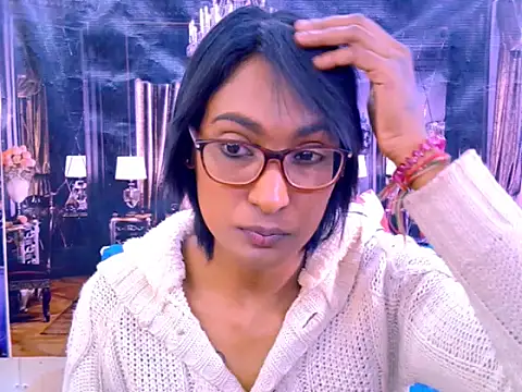 Snapshot of IndianRebel4u2Luv chatting on June 19, 9:24 am IndianRebel4u2Luv online show from June 19, 9:24 am