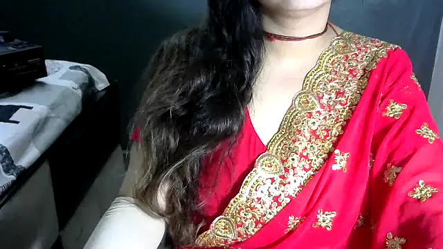 Snapshot of sexy_indianboobs chatting on January 4, 8:59 pm sexy indianboobs online show from January 4, 8:59 pm