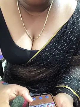 Snapshot of Tamil-rami chatting on February 18, 6:31 am Tamil-rami online show from February 18, 6:31 am