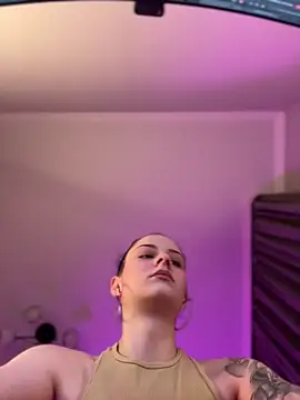 bigJuicyPussy online show from February 22, 1:53 pm