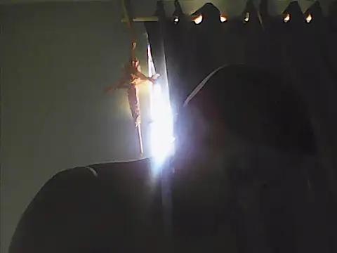 Snapshot of XaviGomez-87 chatting on September 24, 8:56 pm XaviGomez-87 online show from September 24, 8:56 pm