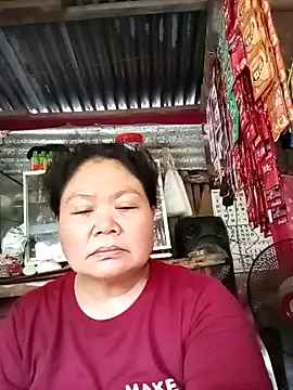 Snapshot of Mari_fvcks chatting on October 26, 10:15 pm Mari fvcks online show from October 26, 10:15 pm