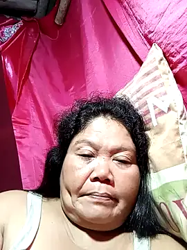 Snapshot of Mari_fvcks chatting on November 16, 5:18 pm Mari fvcks online show from November 16, 5:18 pm