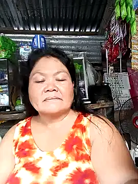 Snapshot of Mari_fvcks chatting on December 2, 5:24 am Mari fvcks online show from December 2, 5:24 am