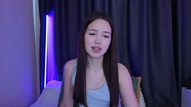 Snapshot of BlackEyesGirl chatting on July 1, 6:48 am BlackEyesGirl online show from July 1, 6:48 am