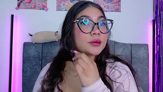 Vale Walker online show from December 22, 5:15 am