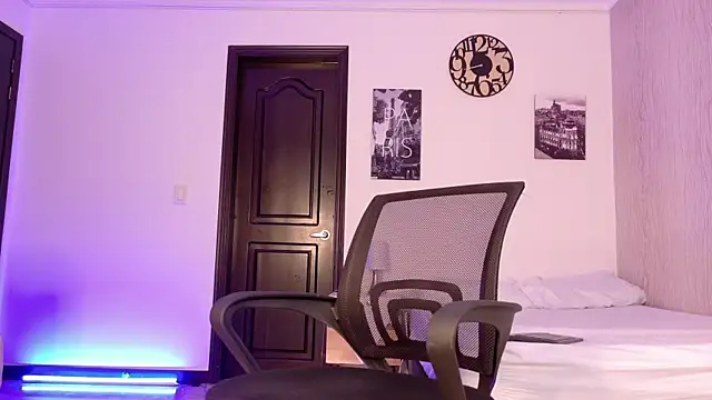 Snapshot of JothaFit chatting on October 6, 1:08 pm JothaFit online show from October 6, 1:08 pm