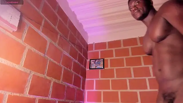 Snapshot of JothaFit chatting on February 9, 2:54 pm JothaFit online show from February 9, 2:54 pm