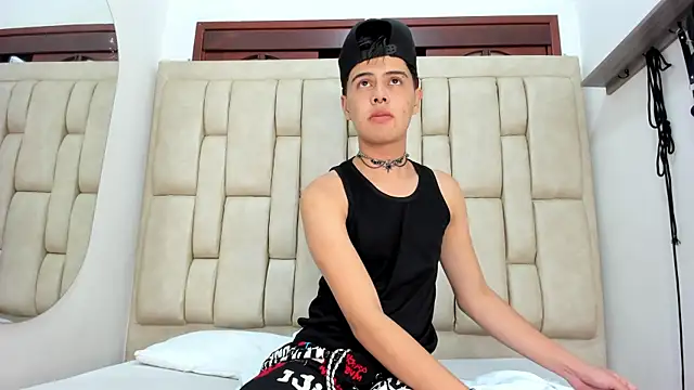 Felipe Cold online show from November 16, 2:06 am