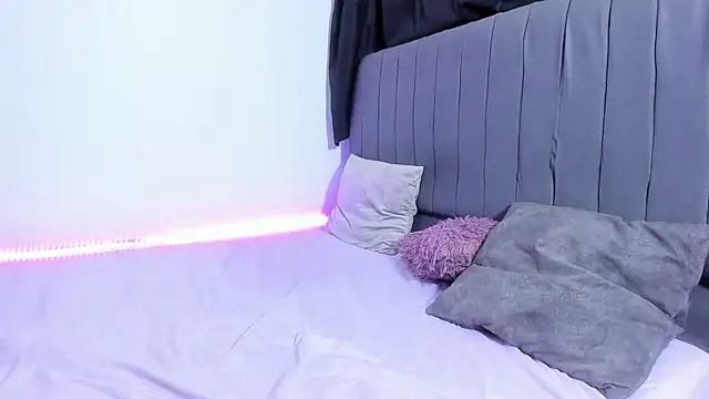 sexloversxxxXX online show from January 18, 1:08 am