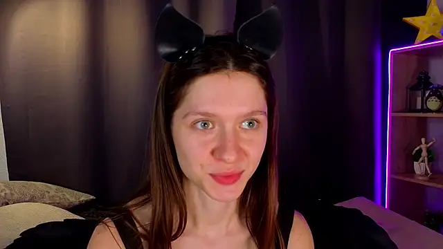 MinaMancilla online show from September 10, 4:18 pm