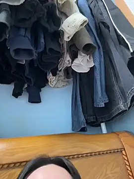 Snapshot of euuoo chatting on March 21, 3:55 am euuoo online show from March 21, 3:55 am