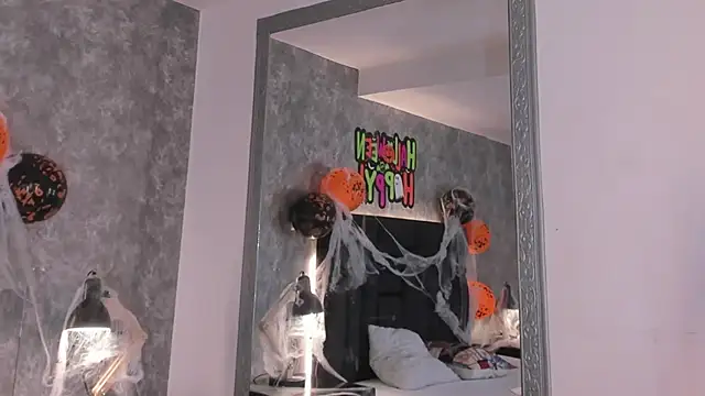 Snapshot of crystaldarliing chatting on October 29, 3:25 pm crystaldarliing online show from October 29, 3:25 pm