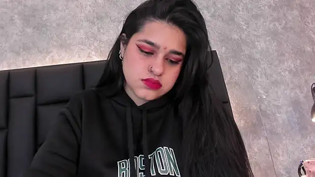 Snapshot of crystaldarliing chatting on November 10, 3:33 pm crystaldarliing online show from November 10, 3:33 pm