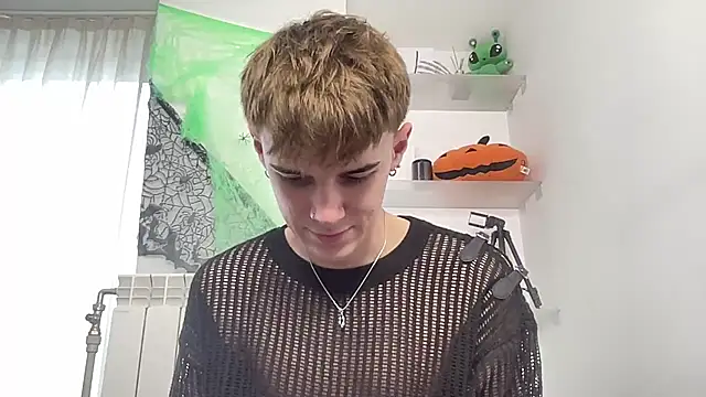 Milk Guy online show from October 29, 1:24 pm