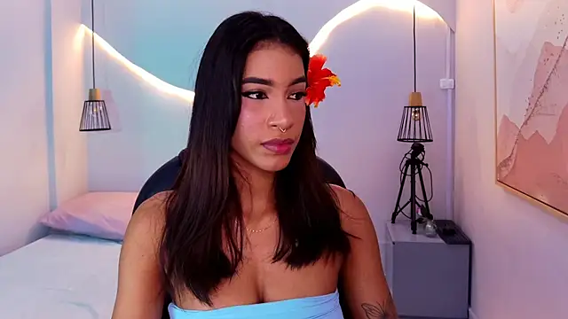 kitty collins  online show from March 30, 12:17 pm