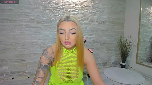 Lexi Blazee online show from October 14, 4:24 am