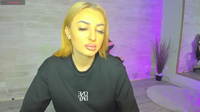 Lexi Blazee online show from October 21, 6:25 am