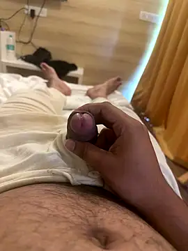 Snapshot of saumon3022 chatting on November 16, 5:24 am saumon3022 online show from November 16, 5:24 am