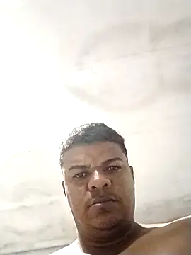 Snapshot of Ms33CA chatting on September 11, 1:39 am Ms33CA online show from September 11, 1:39 am