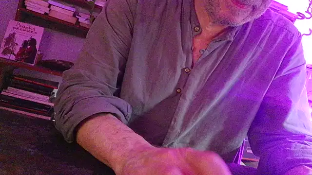 yvanbonar online show from October 19, 6:08 pm