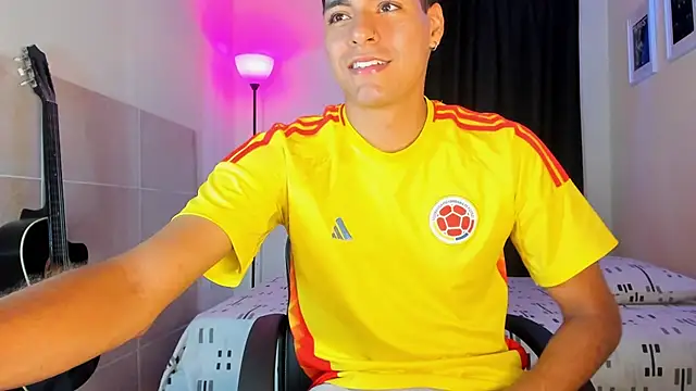 TeamPorn 19 online show from October 25, 3:25 am