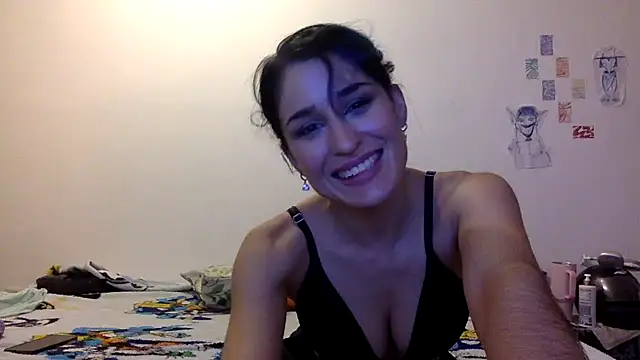 kendrafarq online show from February 23, 6:33 am