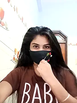 Snapshot of Hot-Soniya733 chatting on February 13, 9:38 am Hot-Soniya733 online show from February 13, 9:38 am