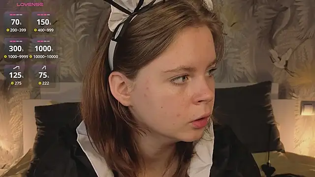 Snapshot of JulietteRain chatting on October 7, 4:48 pm JulietteRain online show from October 7, 4:48 pm
