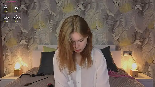 Snapshot of JulietteRain chatting on October 13, 4:07 pm JulietteRain online show from October 13, 4:07 pm