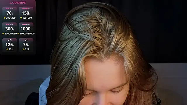 JulietteRain online show from December 22, 4:37 pm