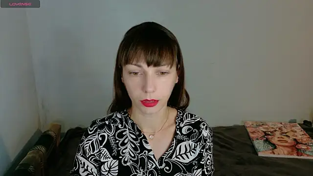 weet Lady Selin online show from December 13, 9:09 pm