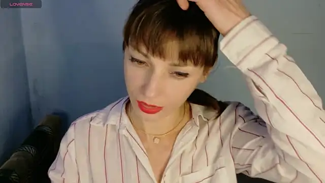 weet Lady Selin online show from December 17, 7:31 pm