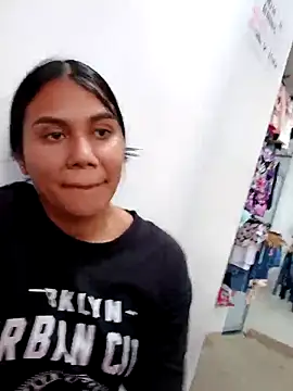 burbuja02 online show from October 15, 7:25 pm