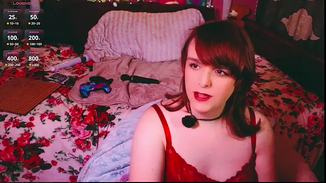 Snapshot of Maddy_cat_91 chatting on May 28, 11:18 am Maddy cat 91 online show from May 28, 11:18 am