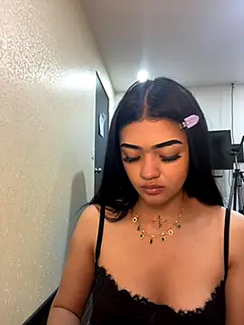 Snapshot of EmmaStonns chatting on October 25, 7:52 pm EmmaStonns online show from October 25, 7:52 pm