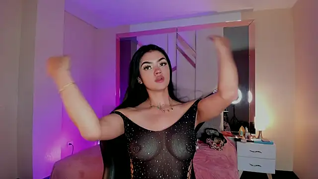 Snapshot of EmmaStonns chatting on November 7, 2:50 pm EmmaStonns online show from November 7, 2:50 pm