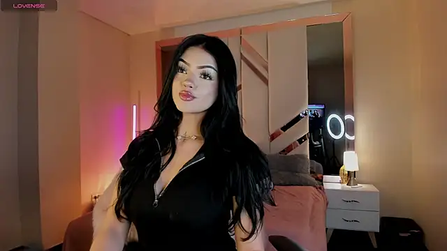 EmmaStonns online show from February 24, 12:25 pm