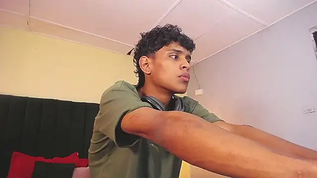 jhos padill online show from September 10, 1:22 pm