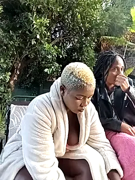 DarkQueen 94 online show from April 9, 4:45 am