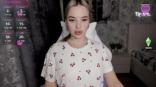 KiraKrox online show from October 11, 3:10 pm