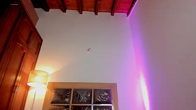 valentina king18 online show from March 12, 3:01 am