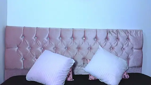 Electra  moon online show from December 4, 7:50 am