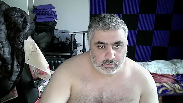 Youngboy 1985 online show from January 17, 2:44 pm