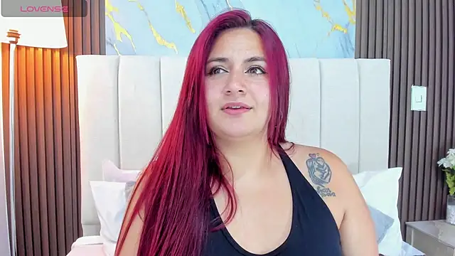Snapshot of Victoria_Guzman chatting on July 1, 2:07 pm Victoria Guzman online show from July 1, 2:07 pm