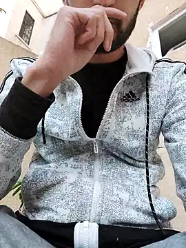 RaoufDz17cm online show from November 19, 3:56 pm