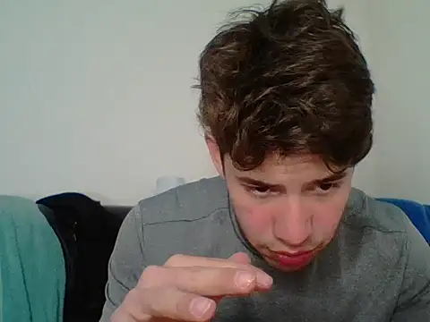 Maxtaylor18 online show from November 13, 11:47 pm