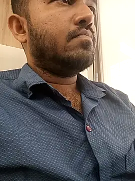 VJ17 online show from November 8, 6:02 am